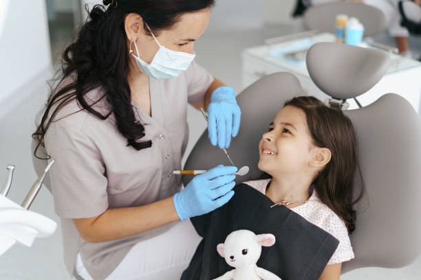 Best Emergency Tooth Extraction in Schler Park, IL